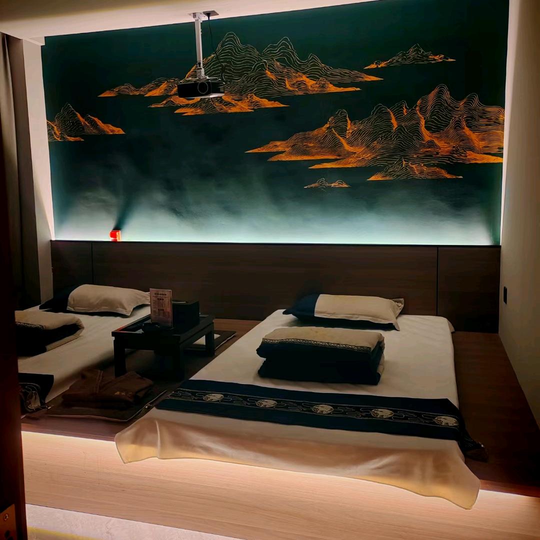 多伦县鑫水汇足疗店