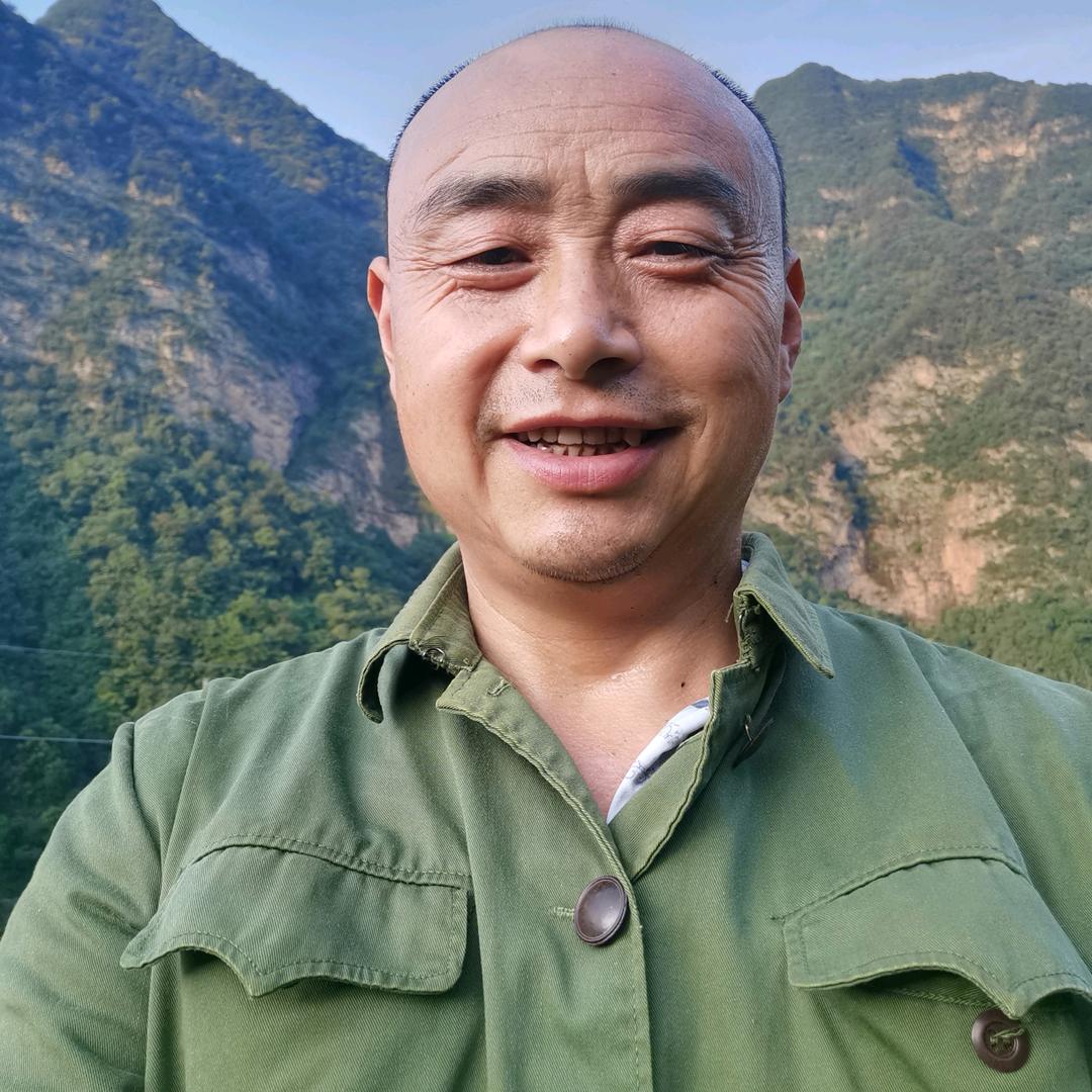 蜂子唐哥3点10分直播欢迎大家进来聊天