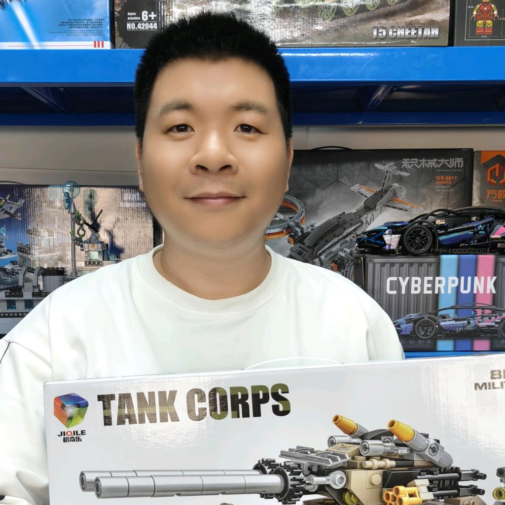 张財猫（积木潮玩）