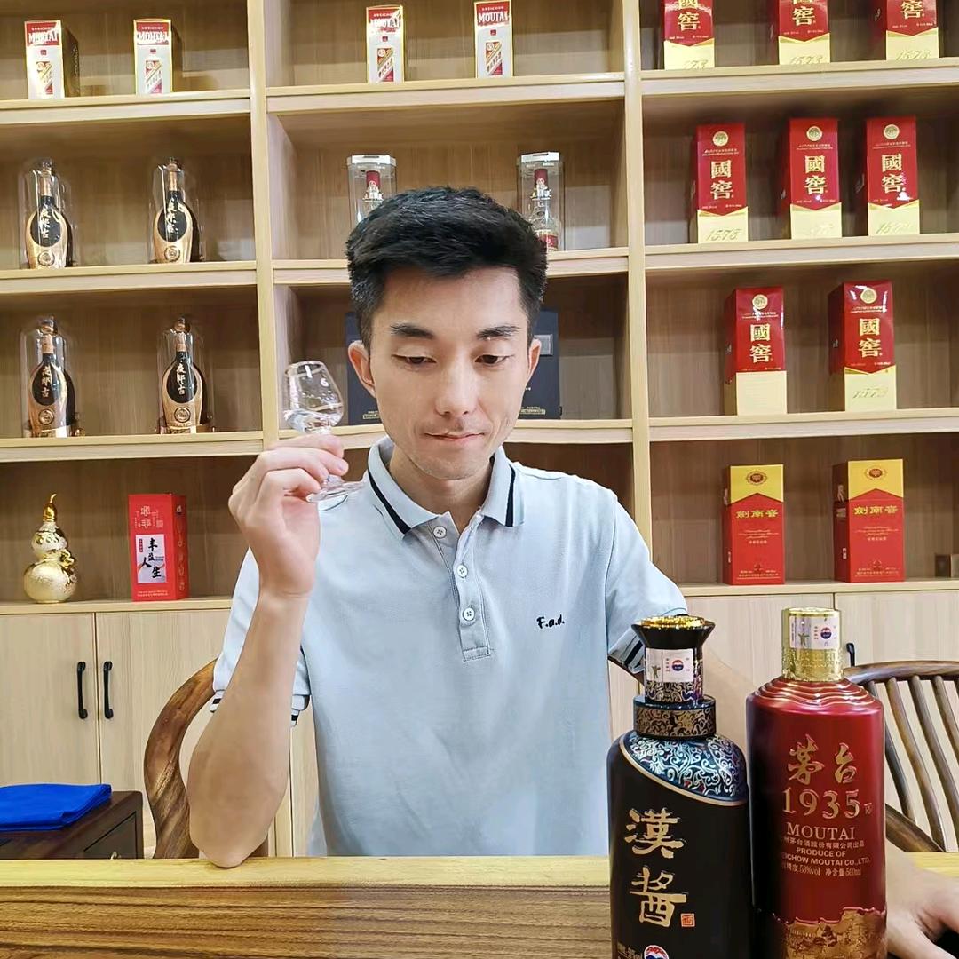 问叙白酒品鉴馆阿信