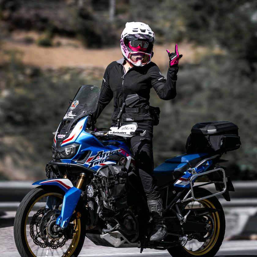 女骑欢哥🏍