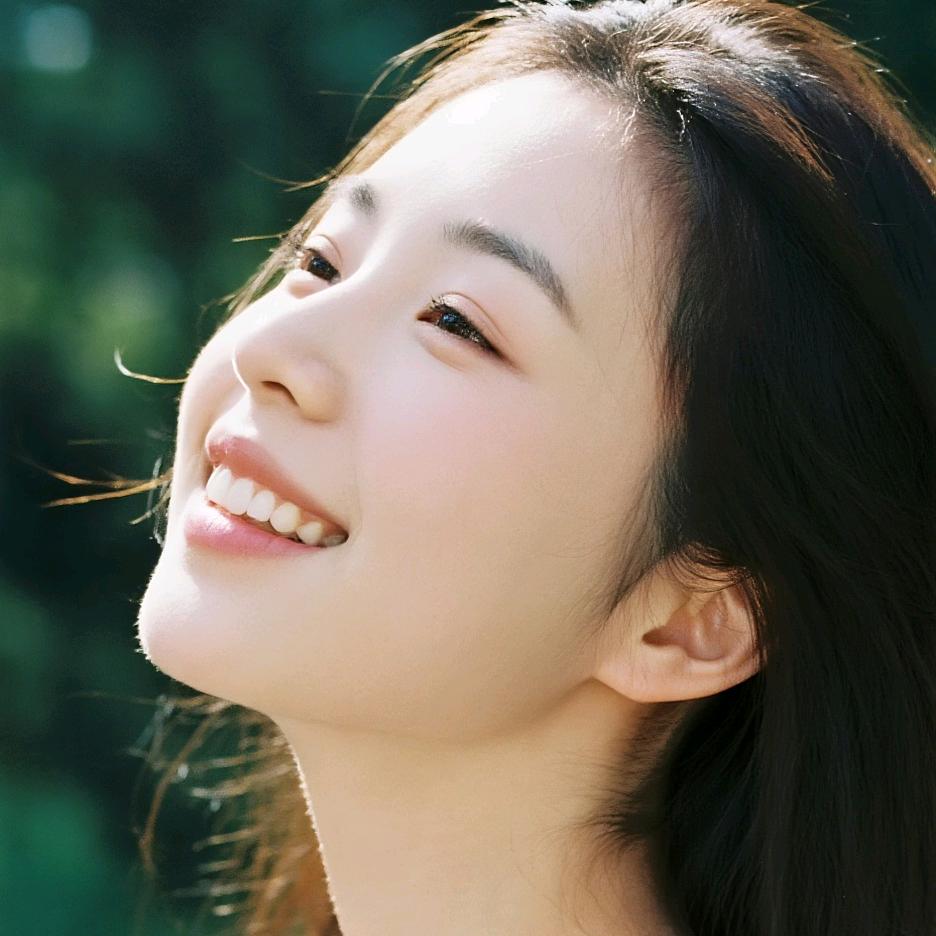 沐光悠云玩游戏