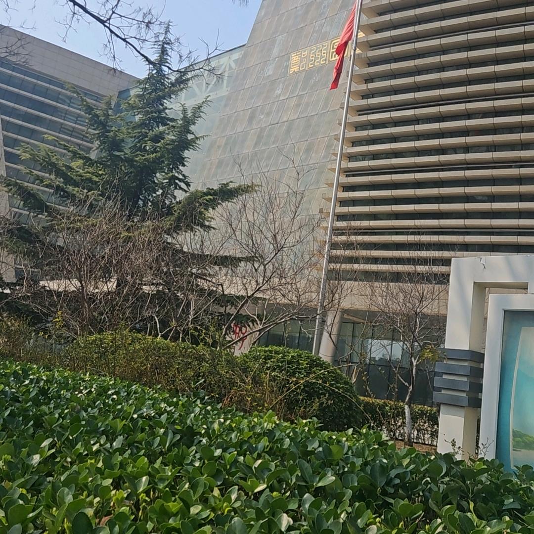 右岸
