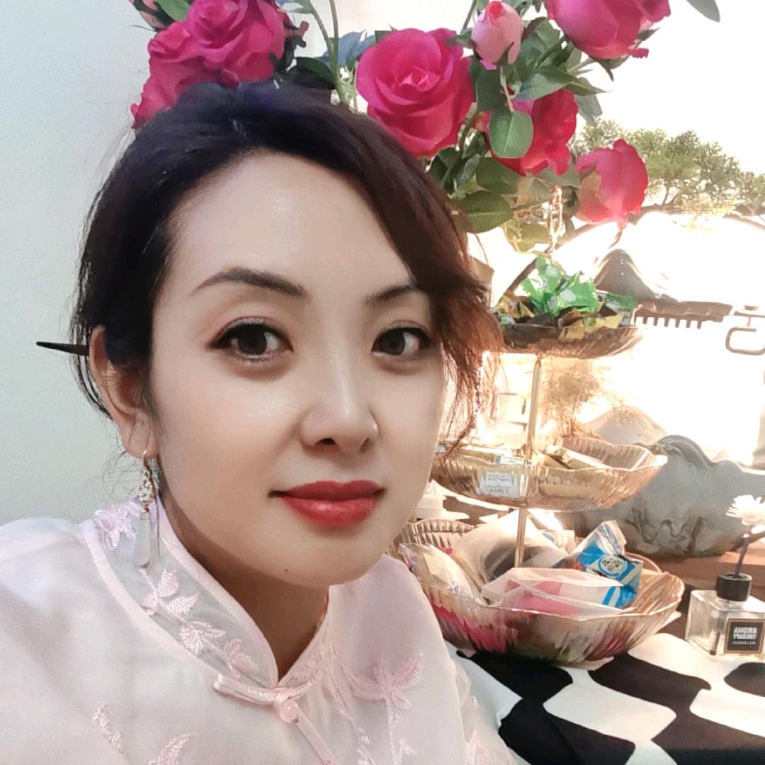 紫藤蝶恋