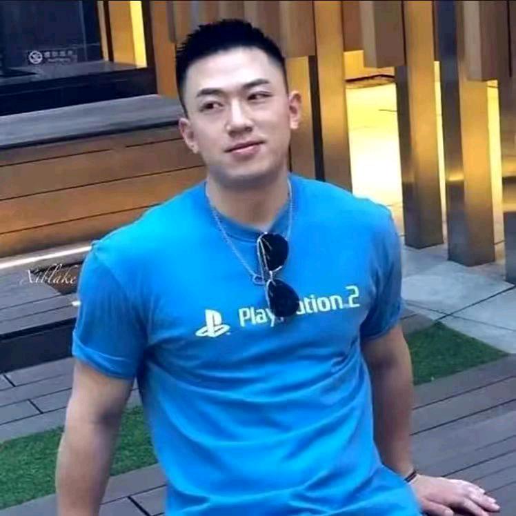 张泰朋