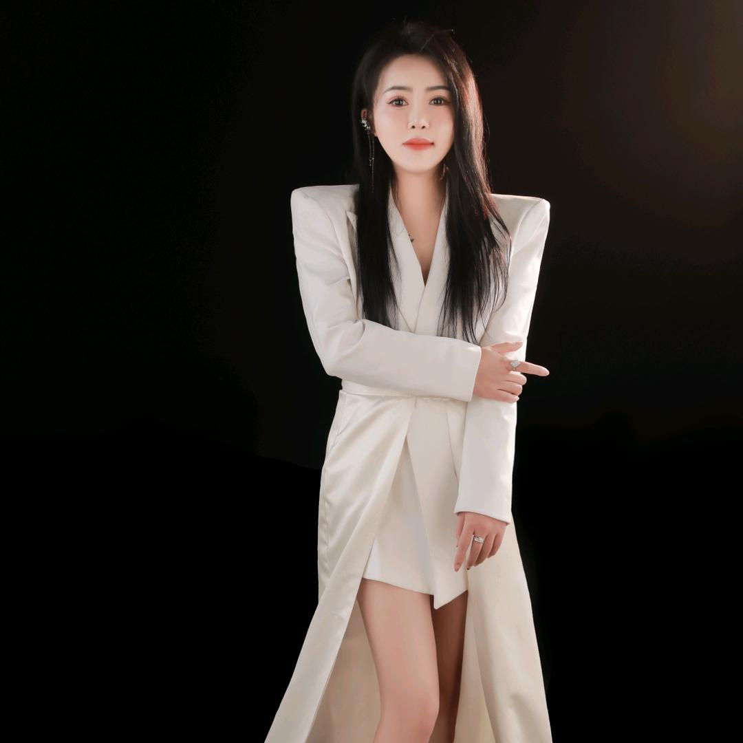 小嘚瑟🔥🔥🔥🔥🔥🔥