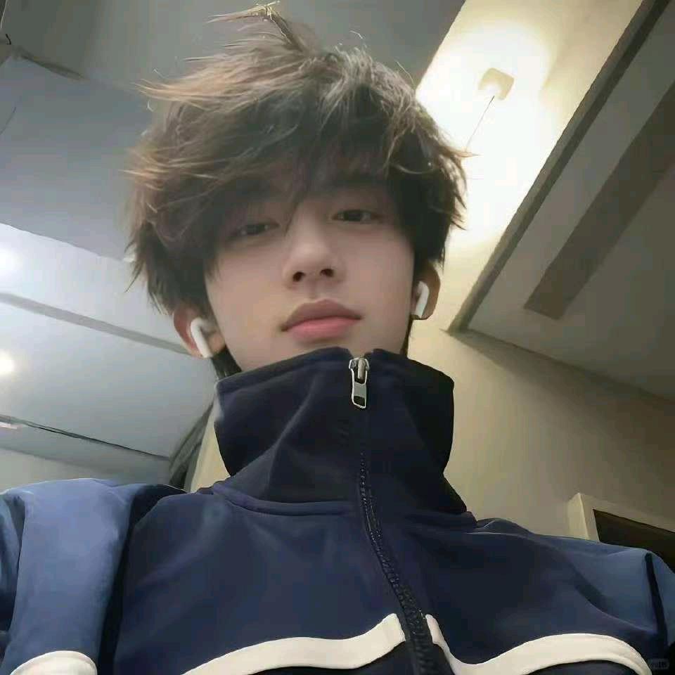 川梓