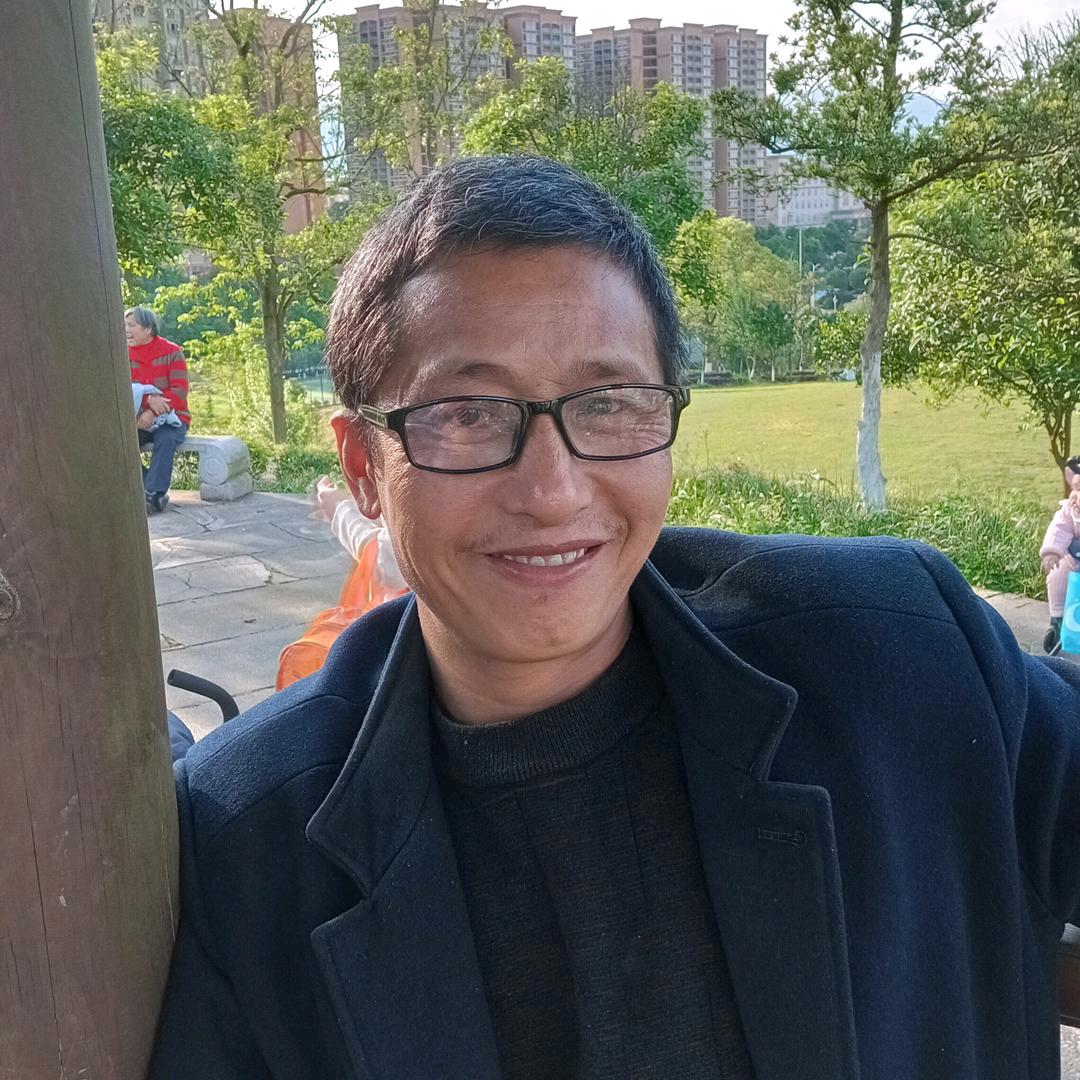唐发文