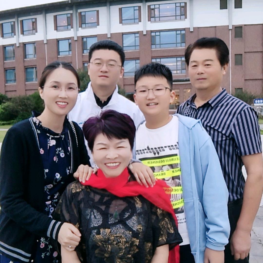 鑫源布艺王<勿连赞》