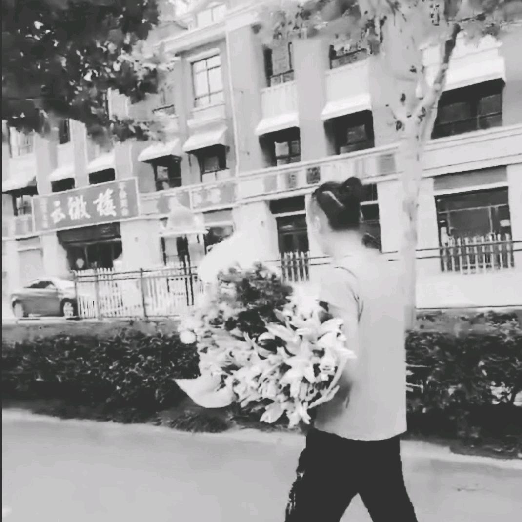 黑白