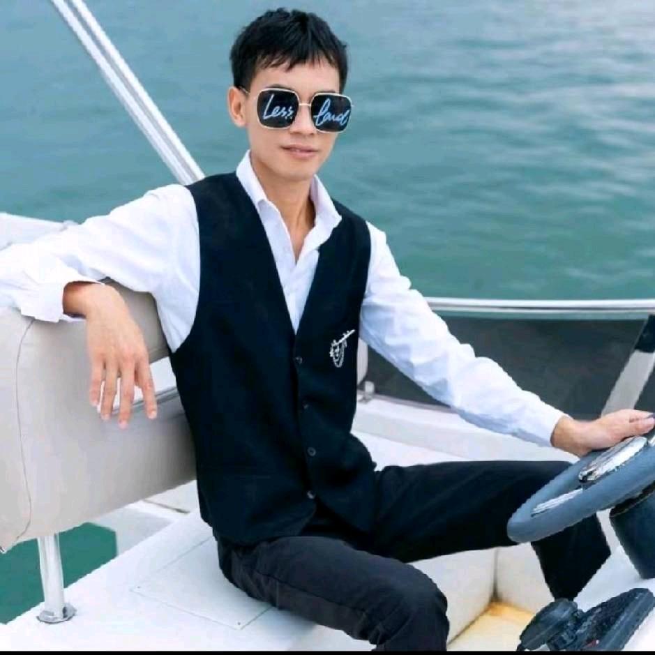 凯撒订台小李子