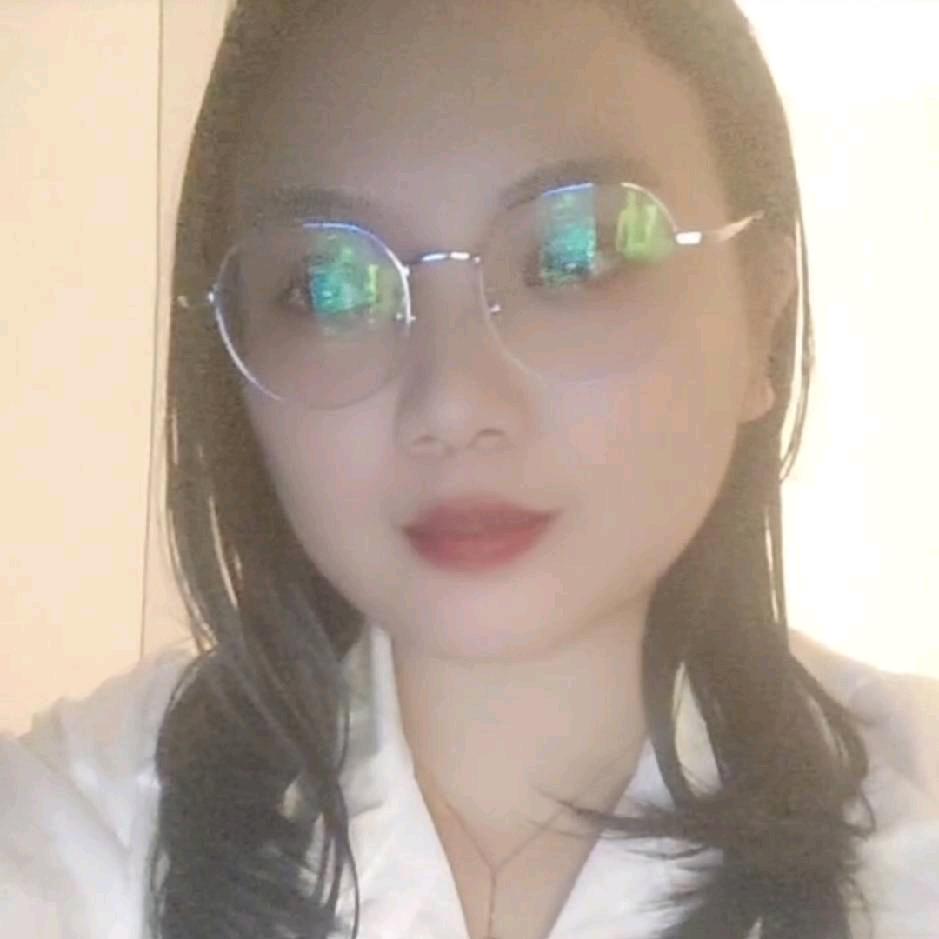 小桃探店