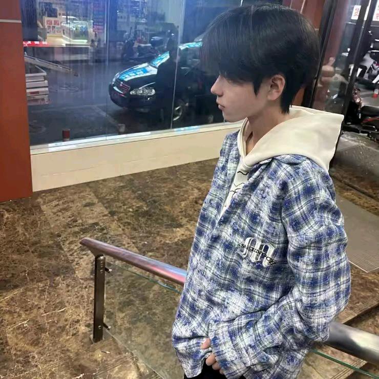 ㅤ.