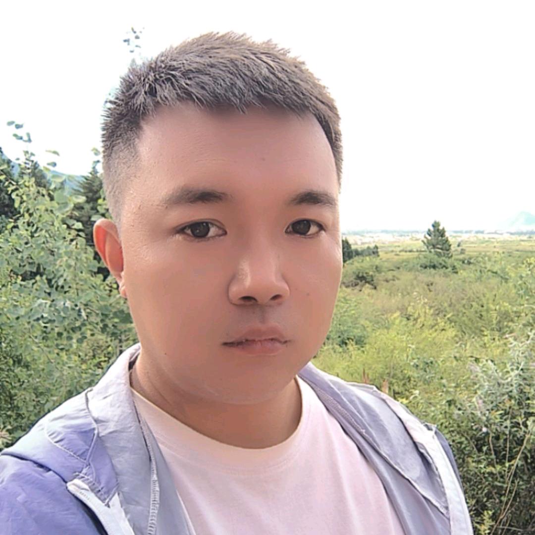 漯河岩弟儿在丽江