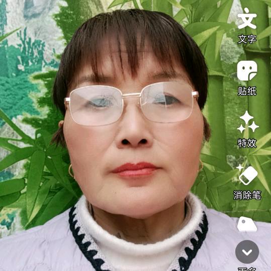 桂荣姐每周二晚上八点半开播每星期开一次
