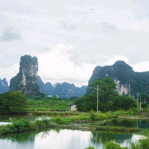 荧辉皓月🇨🇳