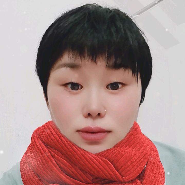 a光头👄与小弟✌