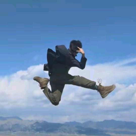 歪了就福正           你的关注