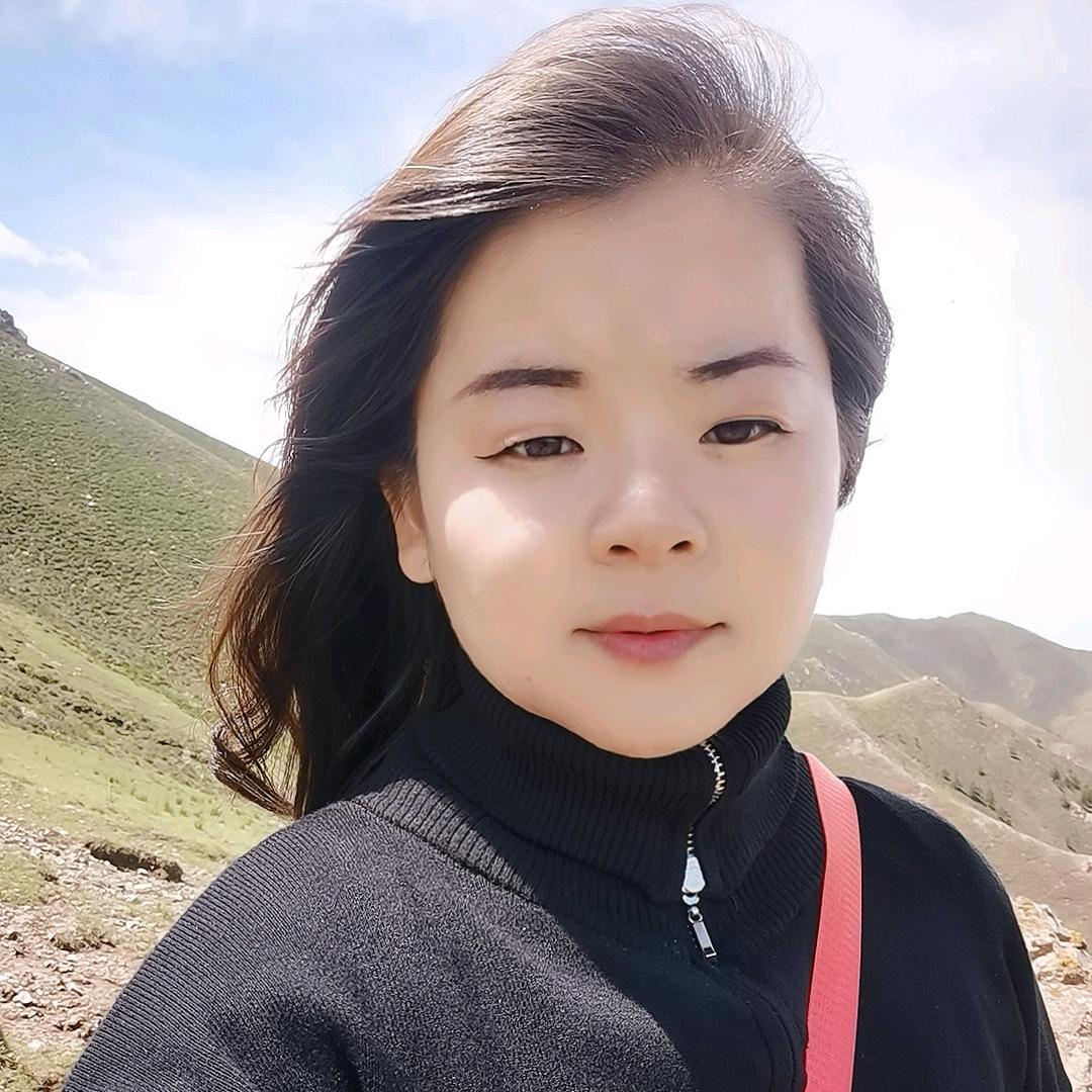 爱美的小羊羊