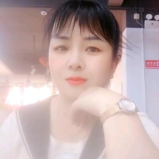 开心的女人💦