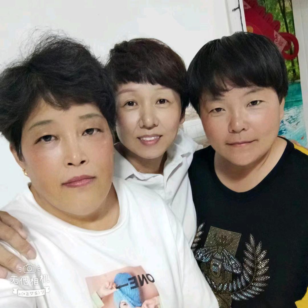 农村三人行