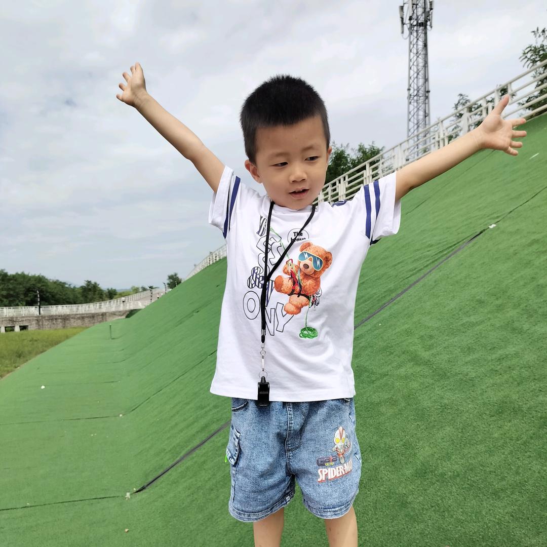 黄仁琼