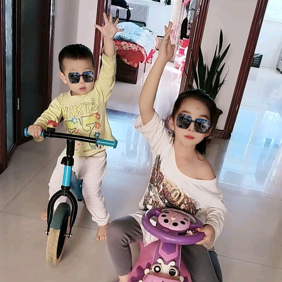 家有小仙女😘😘😘