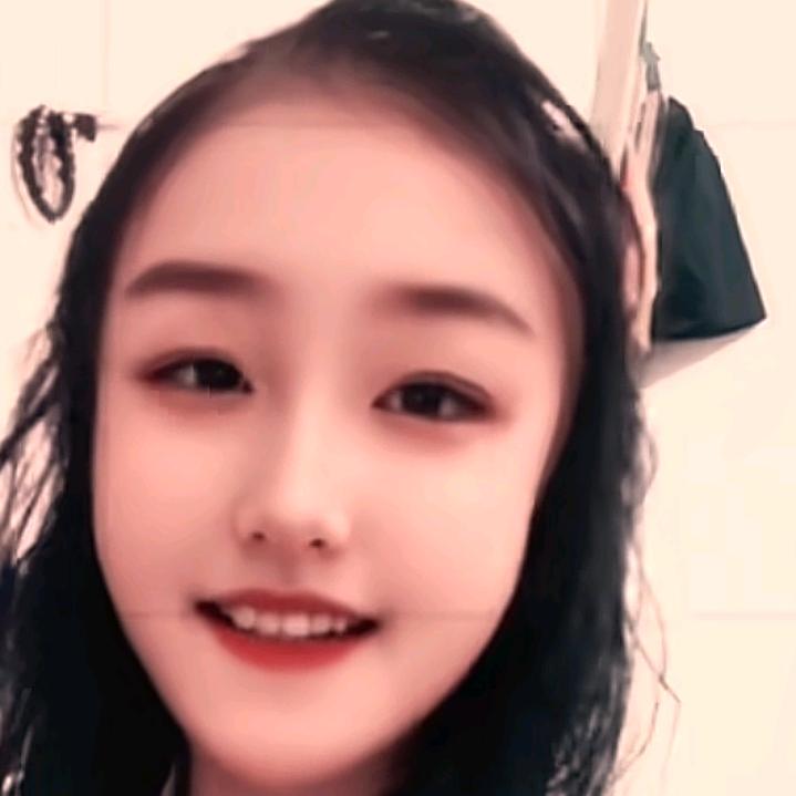 დ᭄ꦿ淡然一笑꧔ꦿ℘