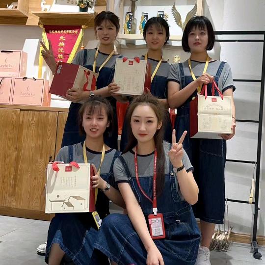安徽第一女装~玛丽提亚
