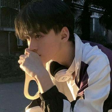 贤哥 不闲
