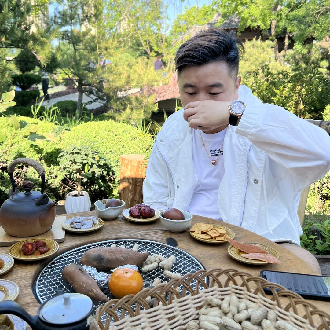 向上陪跑