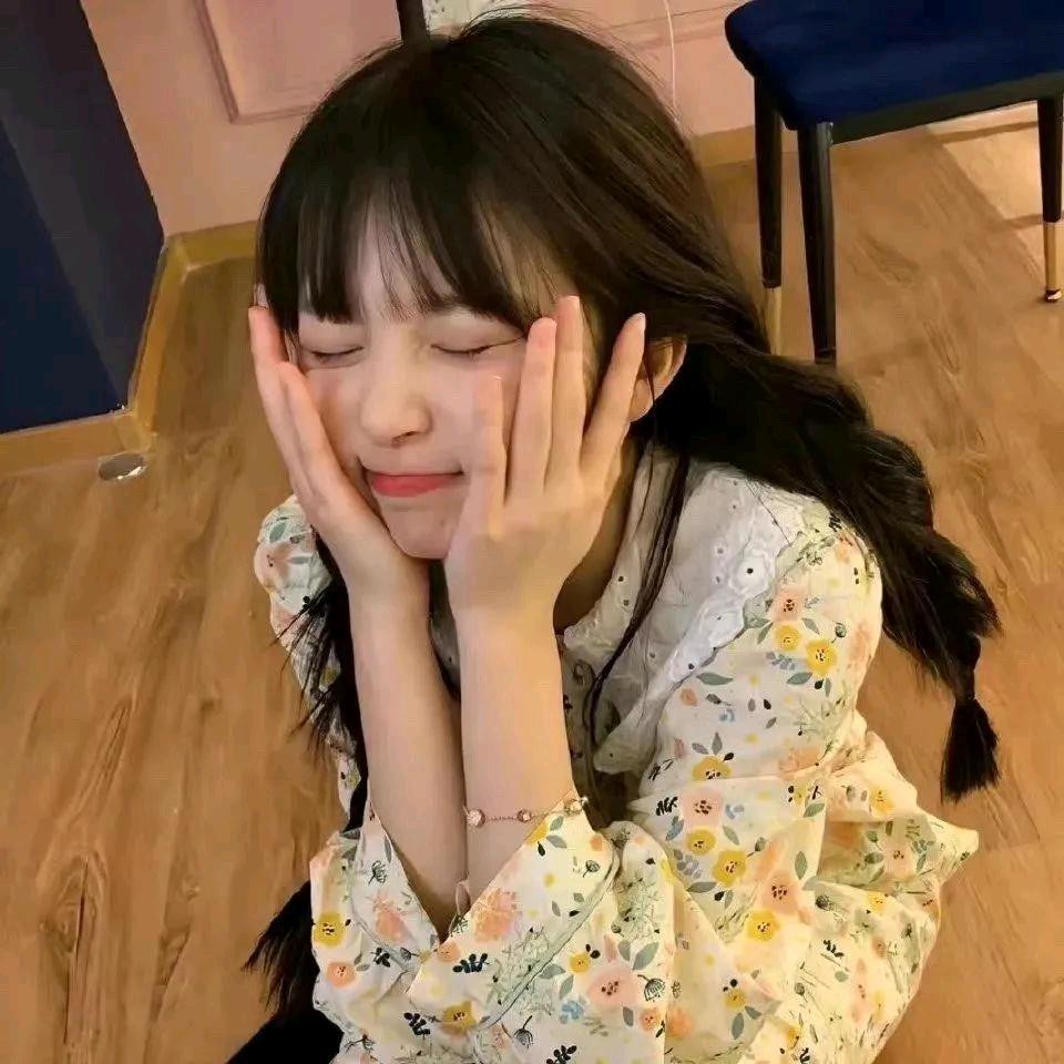 是小琳呀🌻