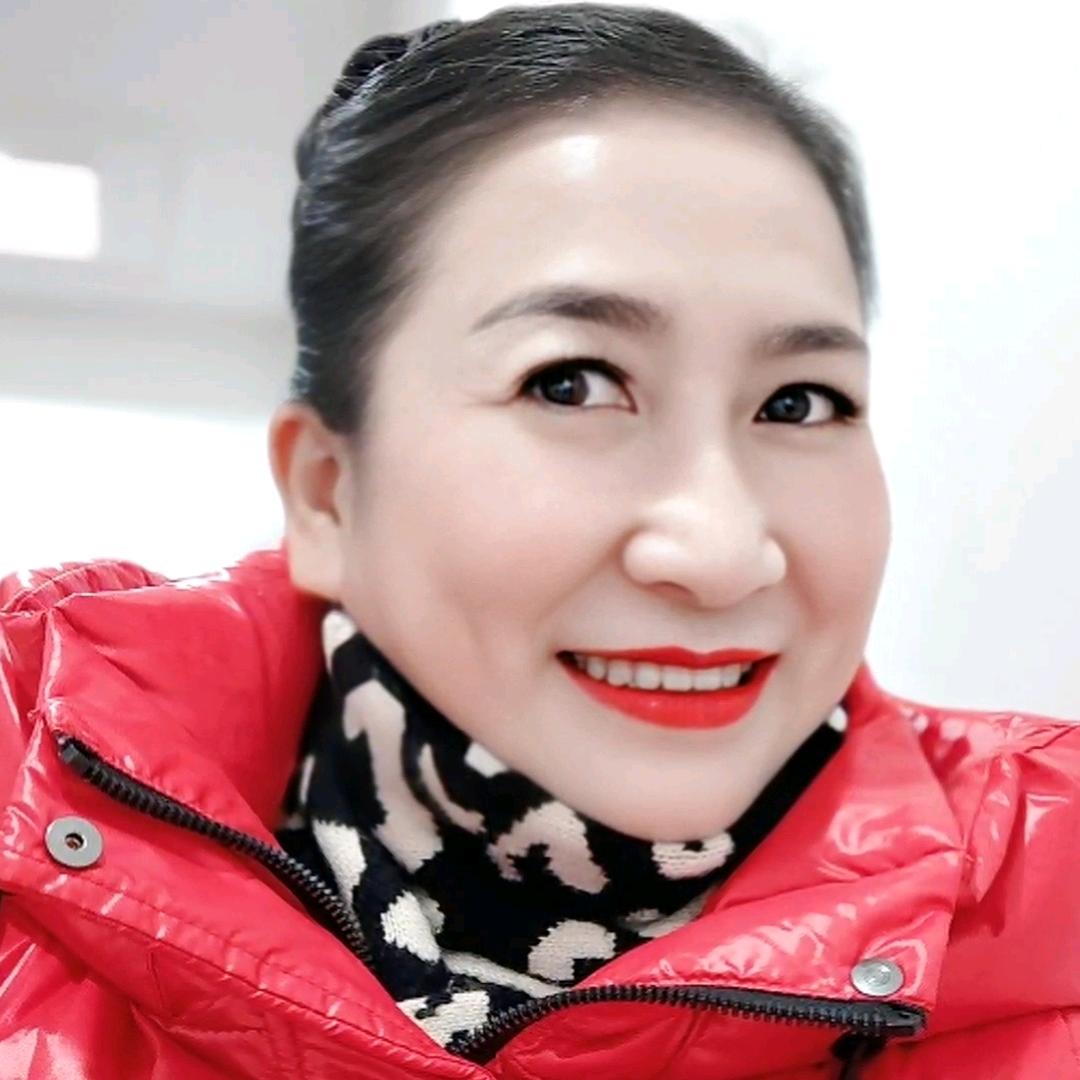 英子