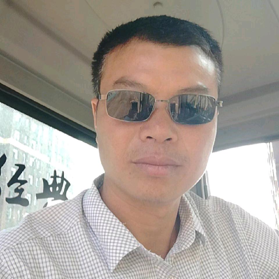 周 华 尧