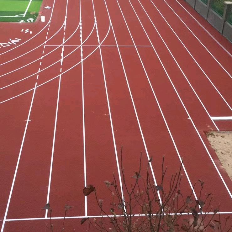 张照虎 田径场专业划线