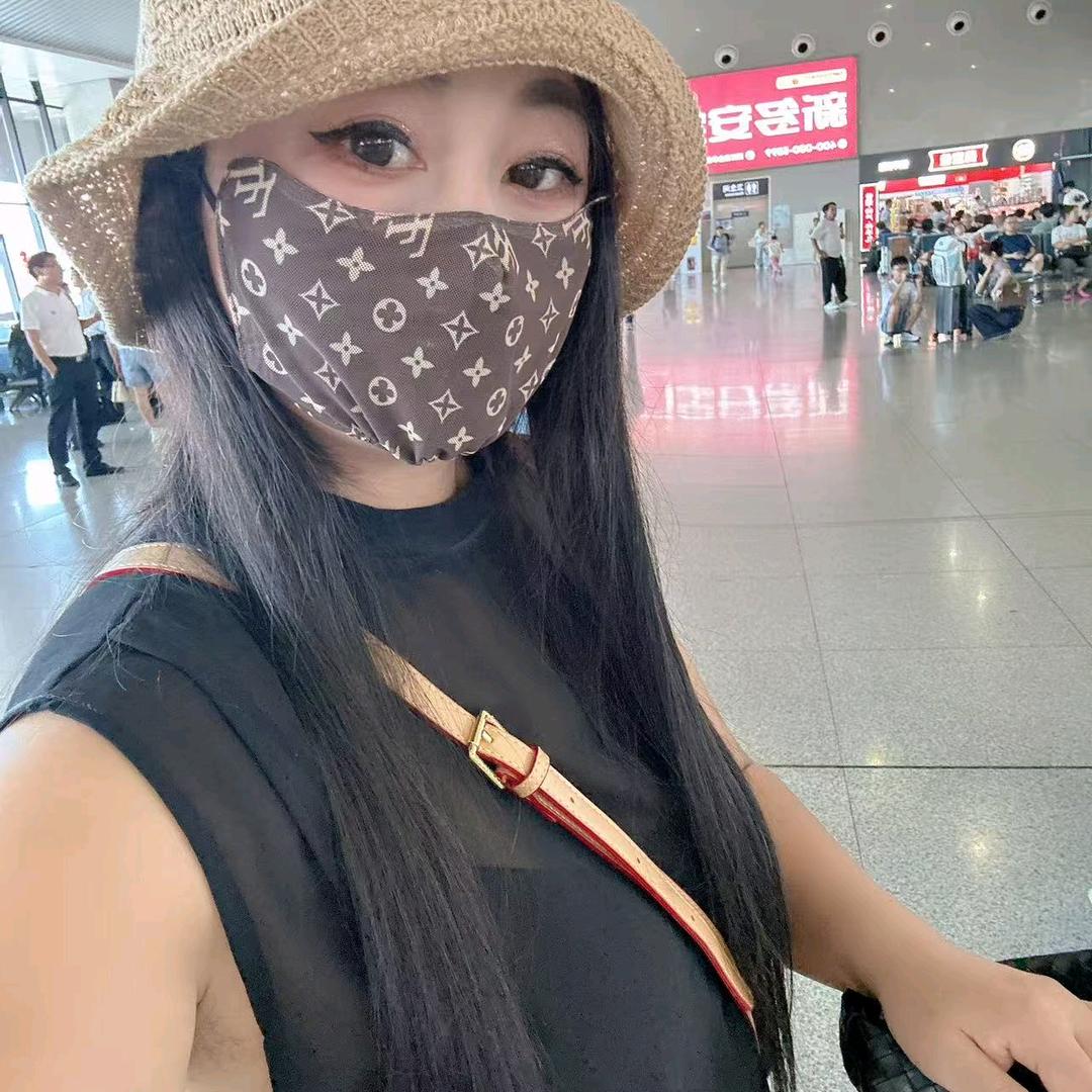 无心人不动情