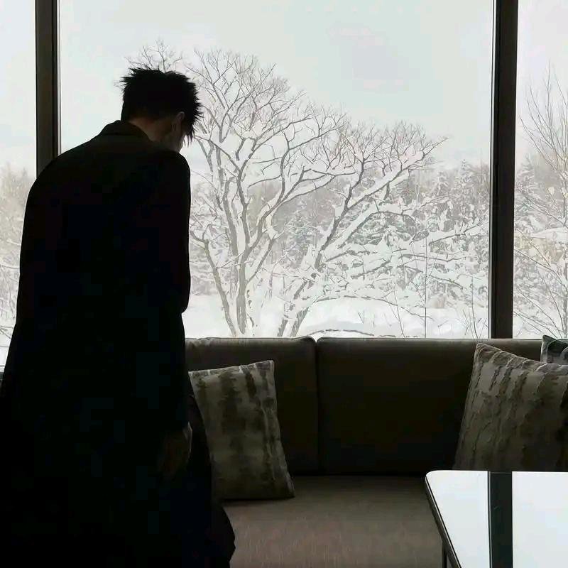 给我一杯冰美式不加冰