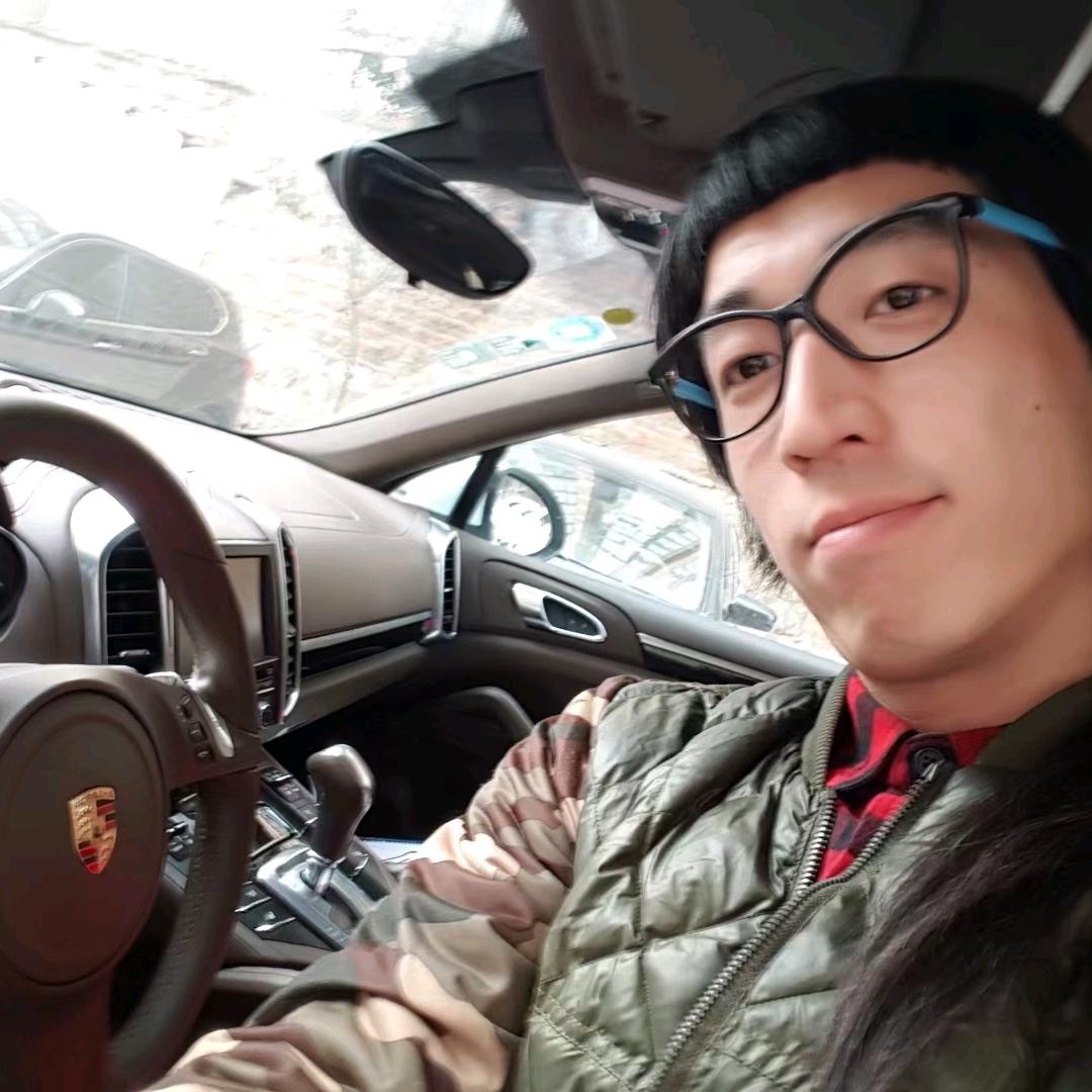 李小龙服装批发零售