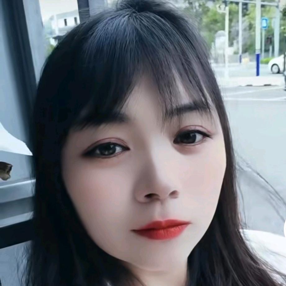 秋秋 ^_^穿搭