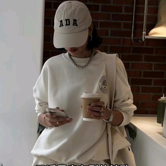 卖金子的小姐姐