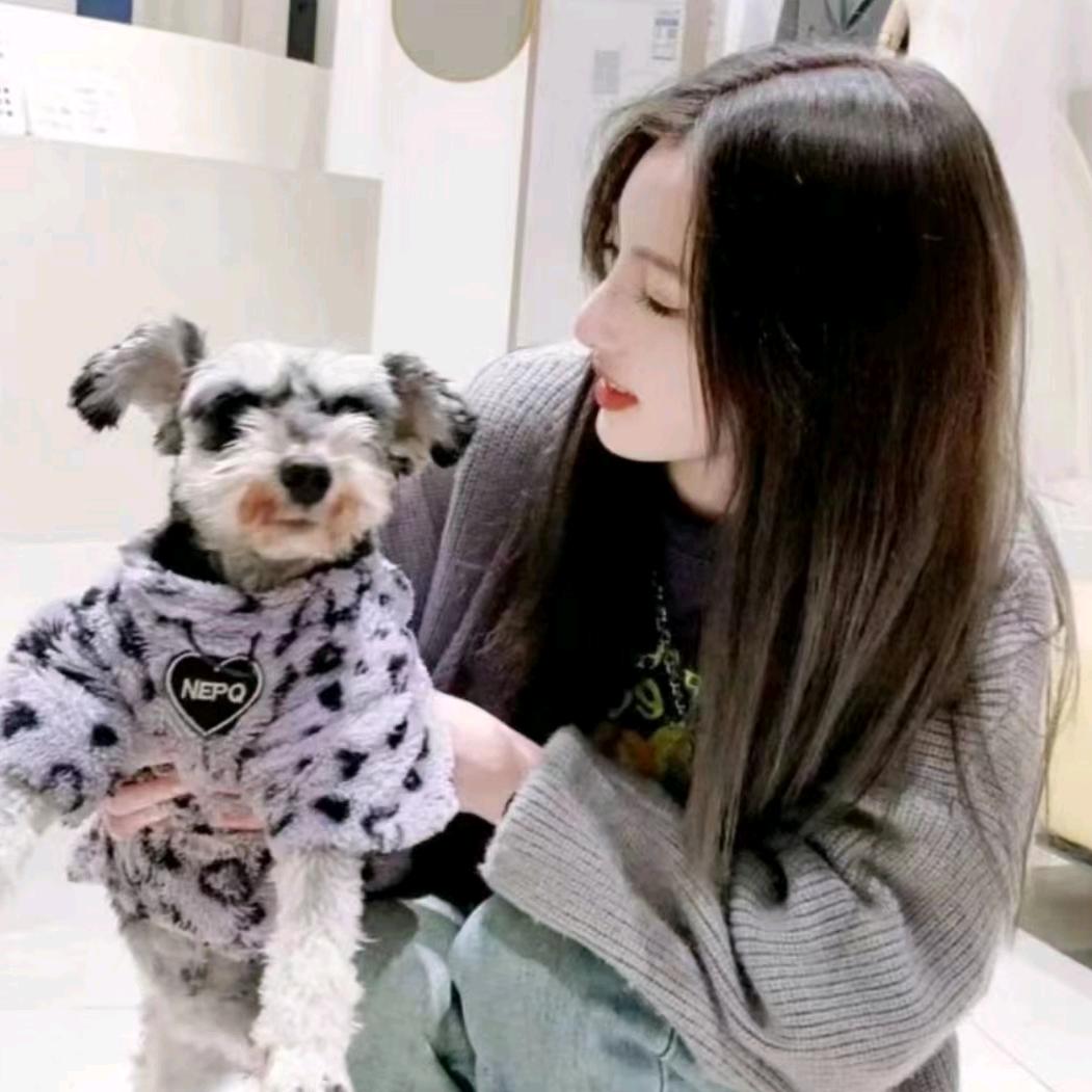 爱吃香菜的小田
