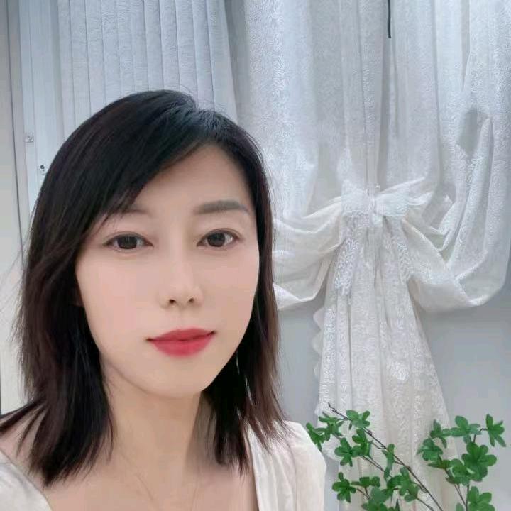 窗帘姐（首播中午12点30开播)