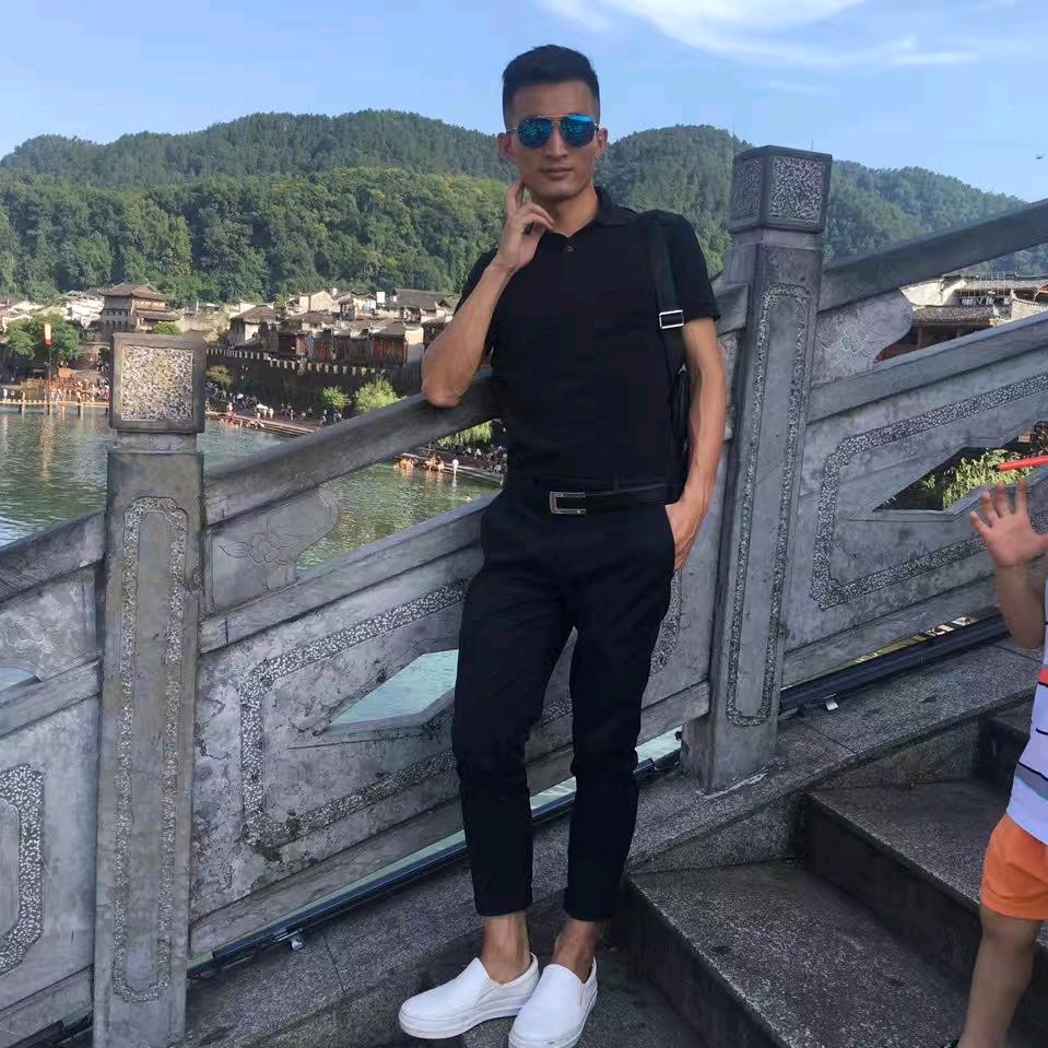 体重有点沉先生