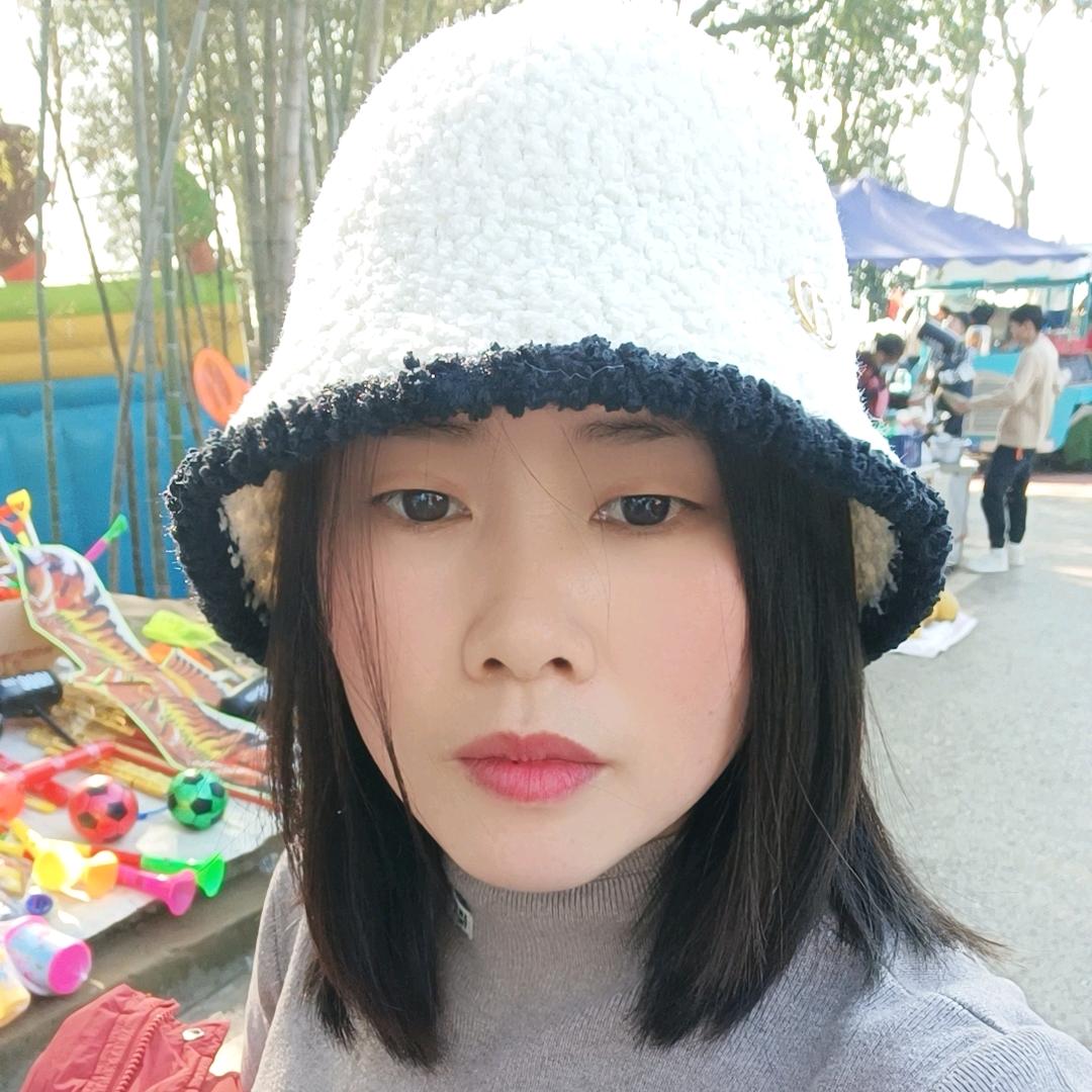 菲菲🍓王家小姐姐