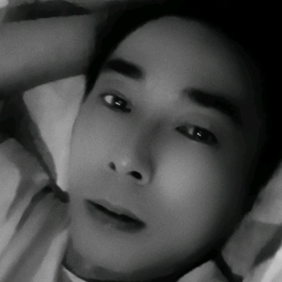 🚬᭄ℯ⃝沧桑ღꦿ꯭大叔᭄