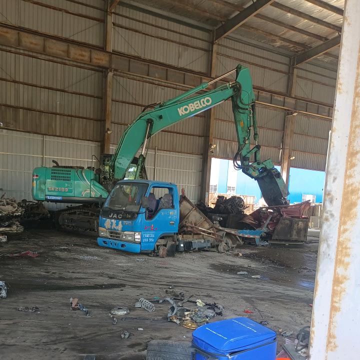 萍乡老廖汽车报废