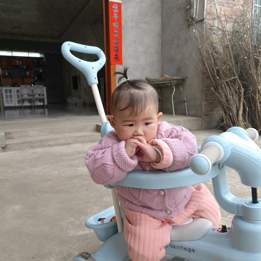 小一和奶奶