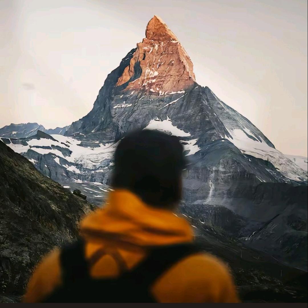 🌜⃢👁ᆺ👁⃢🌛