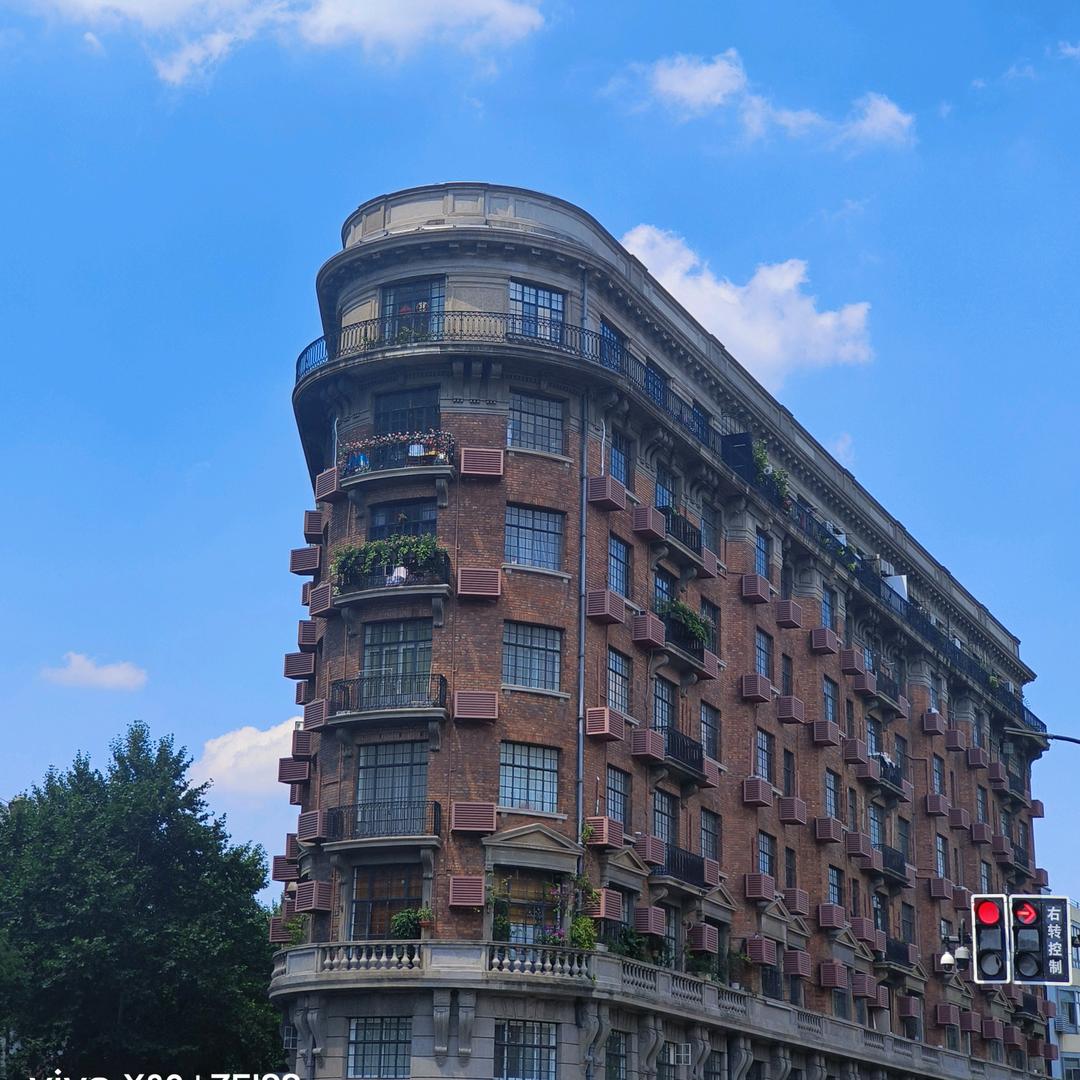 温柔与霸道多金女装