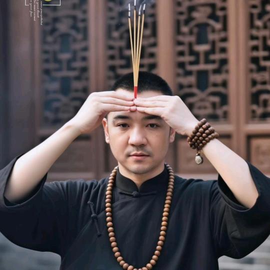 Mr...wang